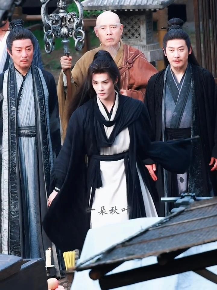 郑业成这剑也转得太快了，怎么转的