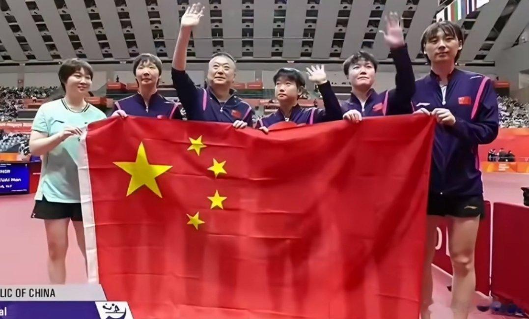 国乒女团金牌国乒女团3-0横扫日本，孙颖莎3-1拿下早田希娜，王曼昱3-2张本美