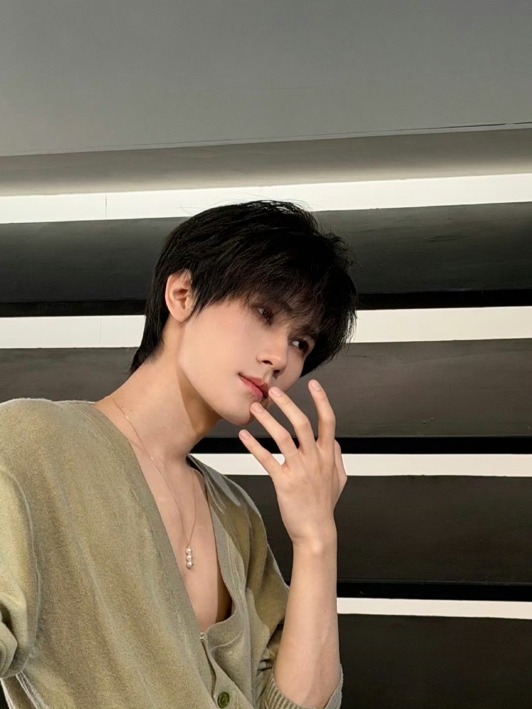 张真源相信所有npc和故事是真的张真源提名全球百大最帅面孔 恭喜张真源收获全球百