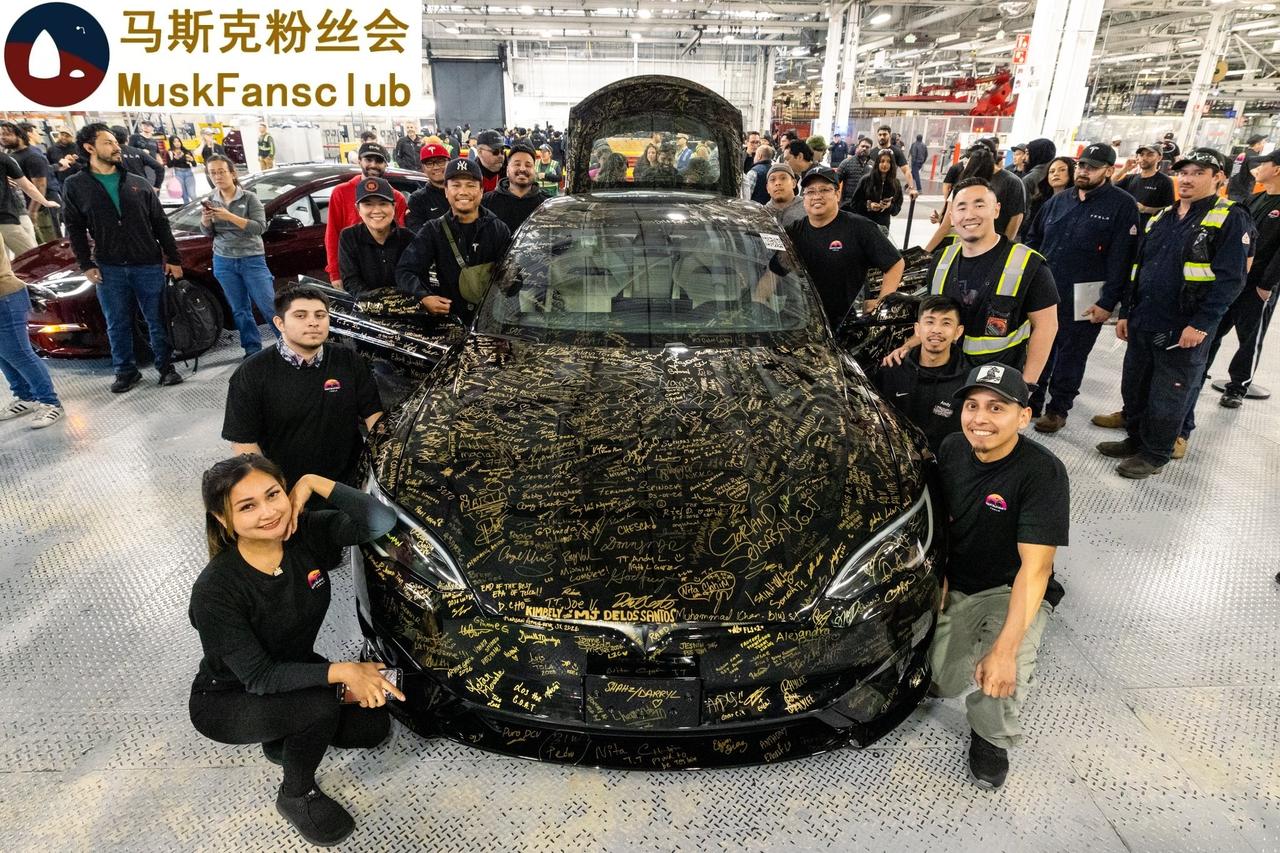 马斯克已经停止了人类第一辆真正意义上的纯电汽车特斯拉model s的生产。转而马
