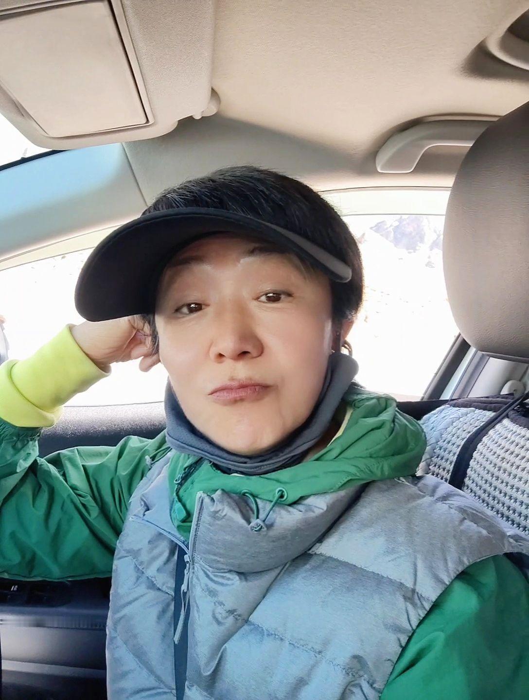 沉浸式做自己，不要东张西望；悦己才是荒芜人生的解药；比如听听这首轻快的调调……悦