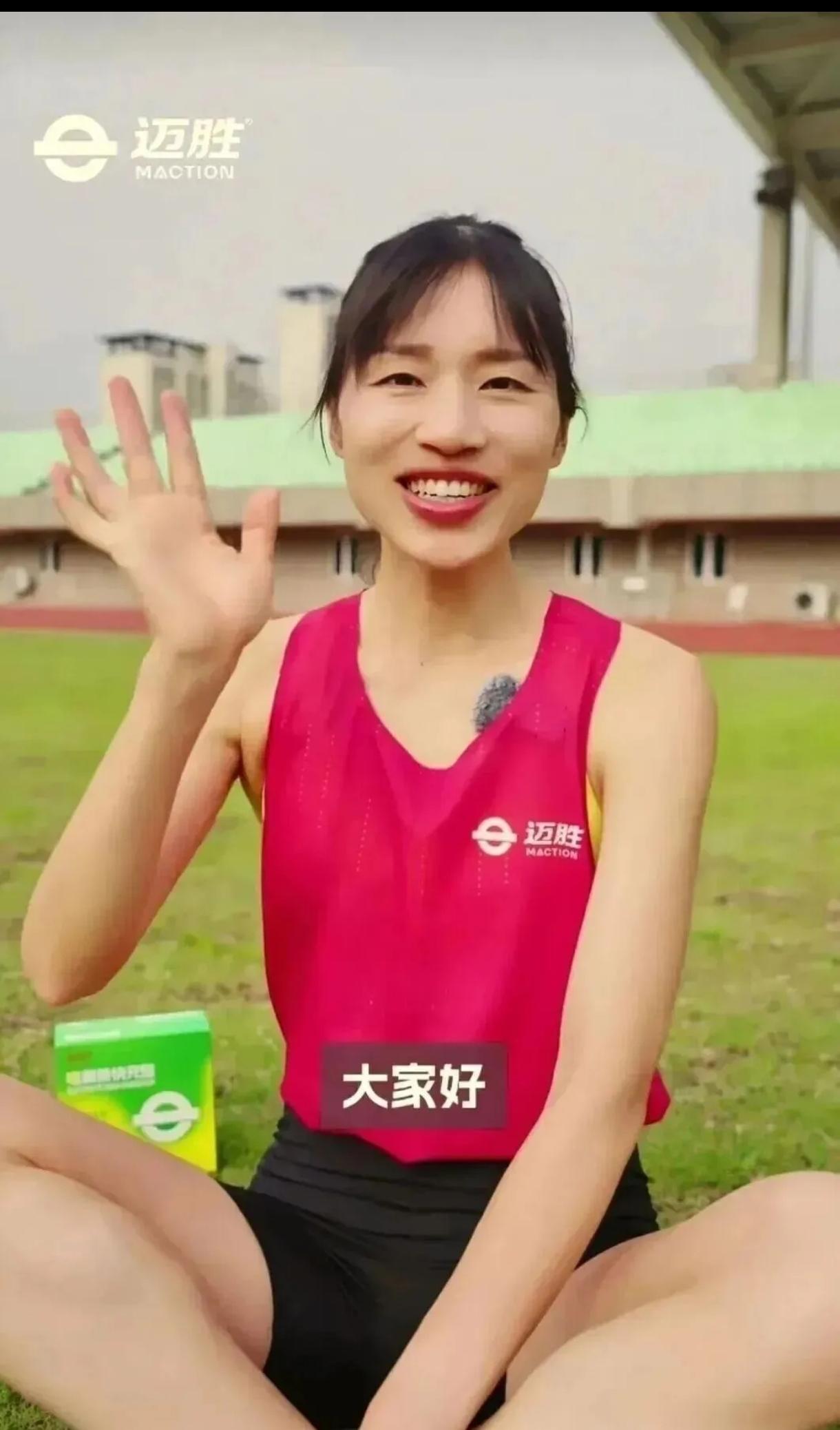 曾经最美护士跑者张水华，再签新代言！
辞职短短5个月，拿下5份代言，年收入直冲千