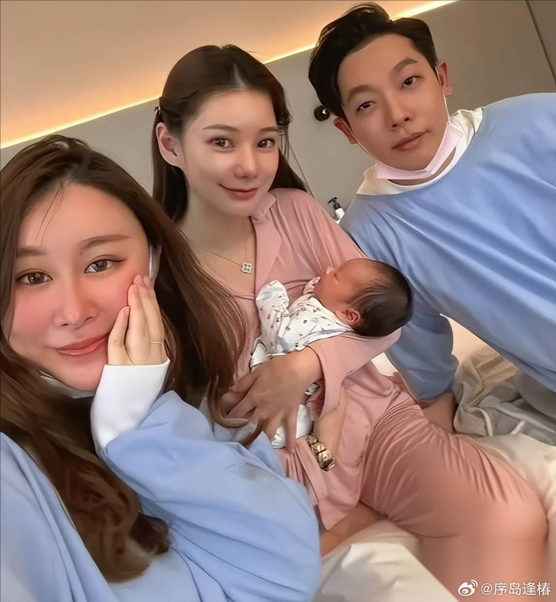 马筱梅这个人 就很，奇怪 说她不爱孩子吧 她凌晨起来喂奶 讲起孩子未来的教育 她
