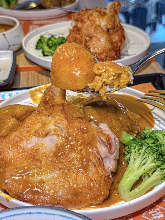 在龙口西，这一口咖喱真的入魂！