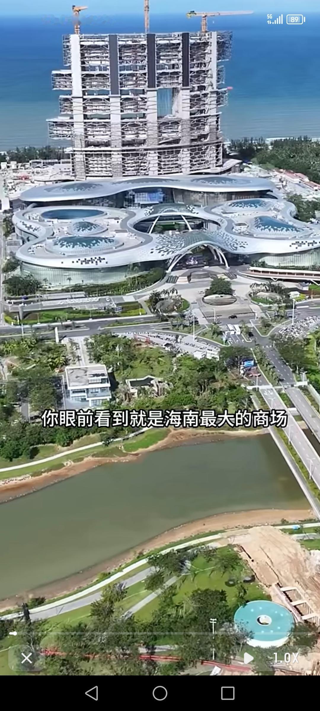 三亚国际免税城真的太牛了！总投资高达50亿，这手笔简直大得惊人。这里汇聚了850