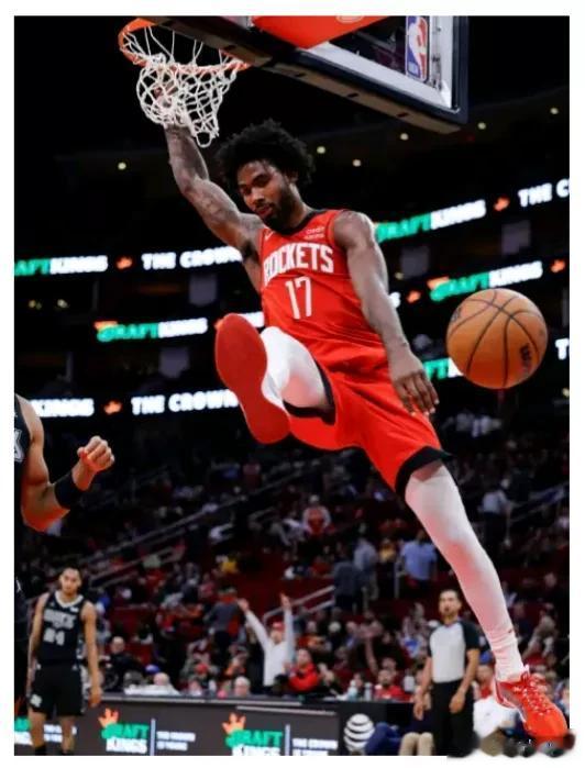伊森今天对阵灰熊的出色表现！！！
上场时间:26分钟。
投篮:16中10。
三分