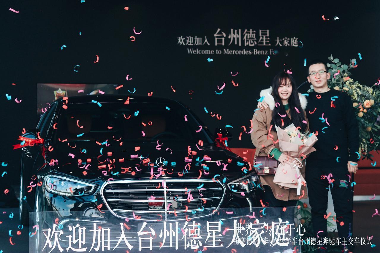 和老婆相识10周年纪念，生活还是要有一些仪式感的。
10年前就和她承诺，以后买个