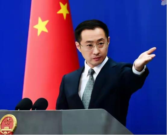 中国这次不惯着菲律宾！
 
6月3日，联合国大会不记名投票选2027至2028年