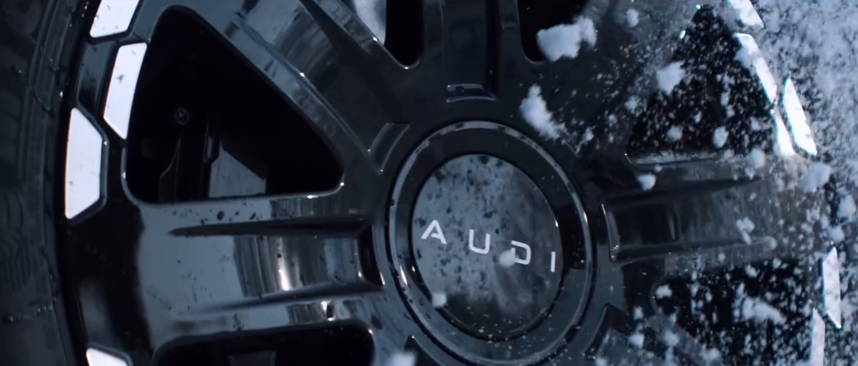 我一直有个疑问：在冰雪领域其他车到底敢不敢和奥迪真刀真枪比一次？看完E7X的冬测