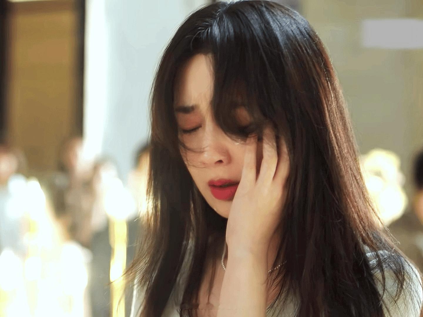 🤧每天打开承欢记的心情就是：快要碎了 谁去抱抱我姐😭 ​​​
