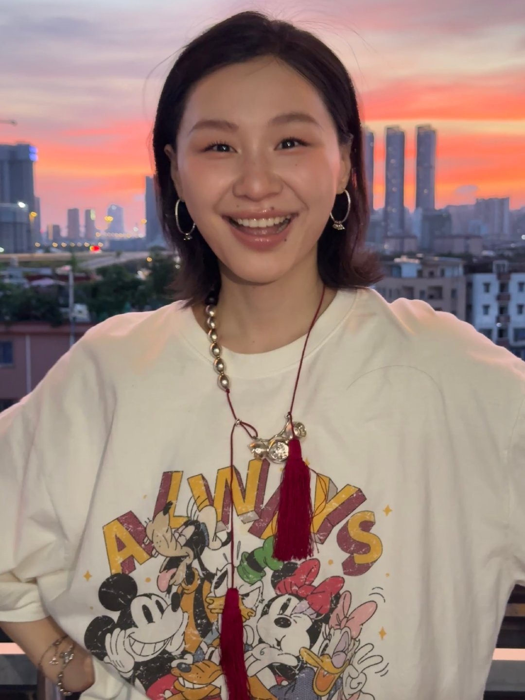 金靖说出了多少女生的心里话金靖好会点评妆容金靖的美妆观点说到心坎里，化妆不必追求