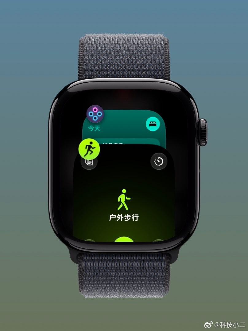 WatchOS 27.2最大的更新就是增加了后台管理。打开App时，只要长按底部