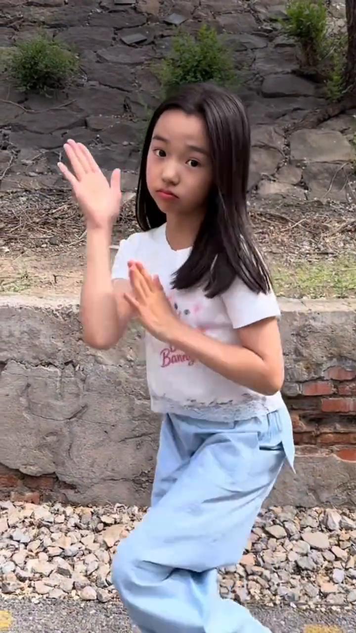 路真好，是年轻的温度，温暖舒服。