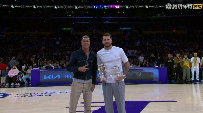 一阵东，消瘦东，月最佳东，得分王东，失恋东。 