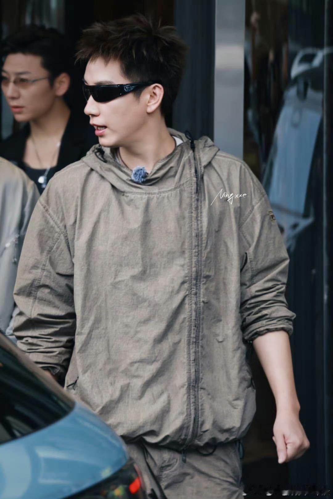 王子奇六部待播作品王子奇手握六部待播 他把对表演的敬畏之心，全都揉进了这些沉甸甸