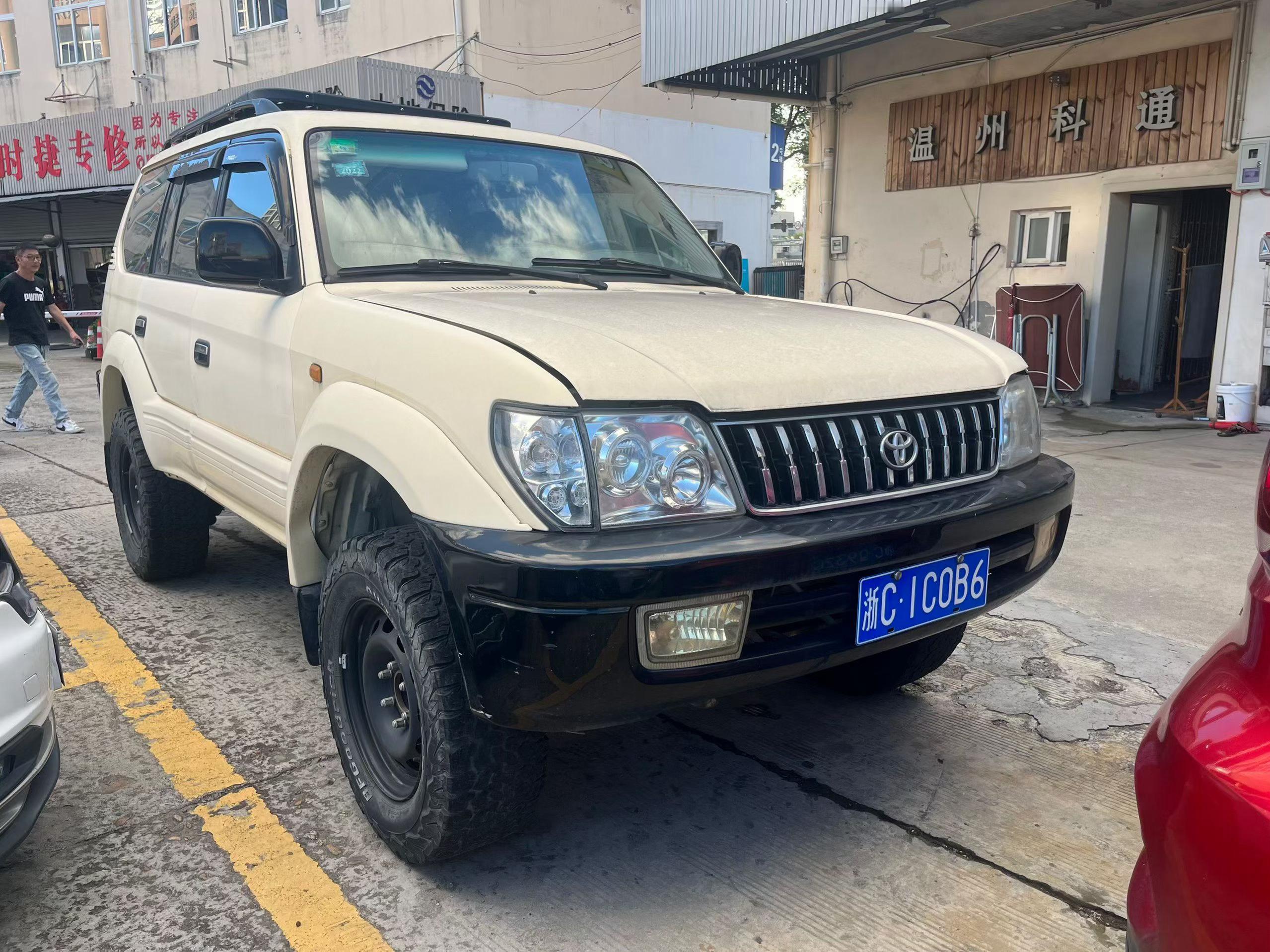 2004年北霸、自动档、天窗、加装边蓬、车床、手续齐全 ​​​