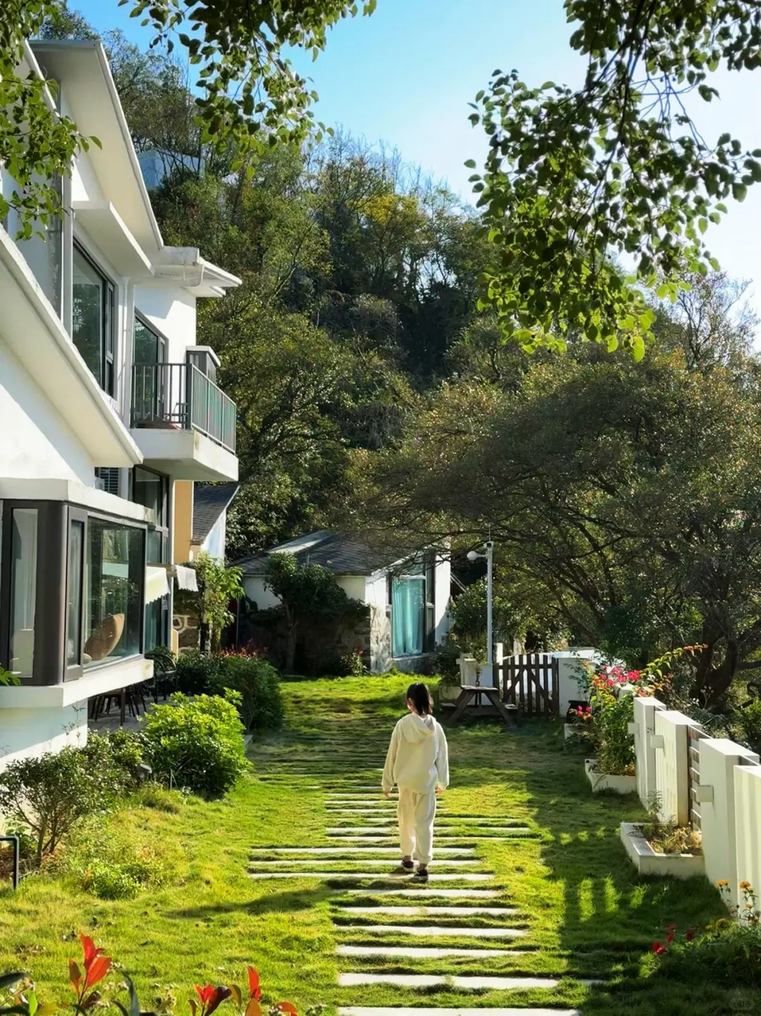住进童话世界里的海边后花园🏨