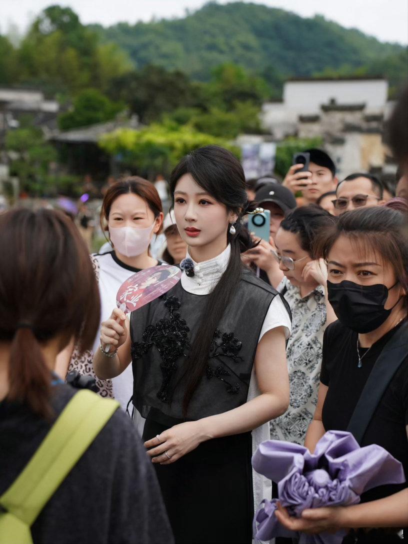 美美哒杨紫