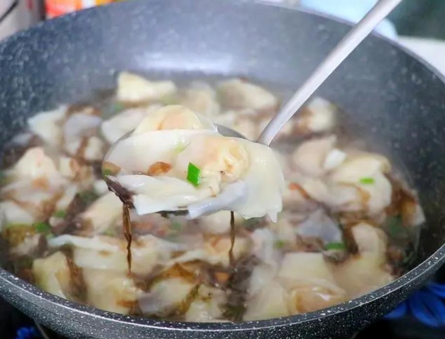 一家三口长期吃