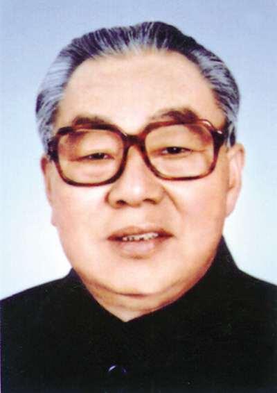 岳岐峰，(1931年12月—2008年3月24日)，男，汉族，河北大名人，194