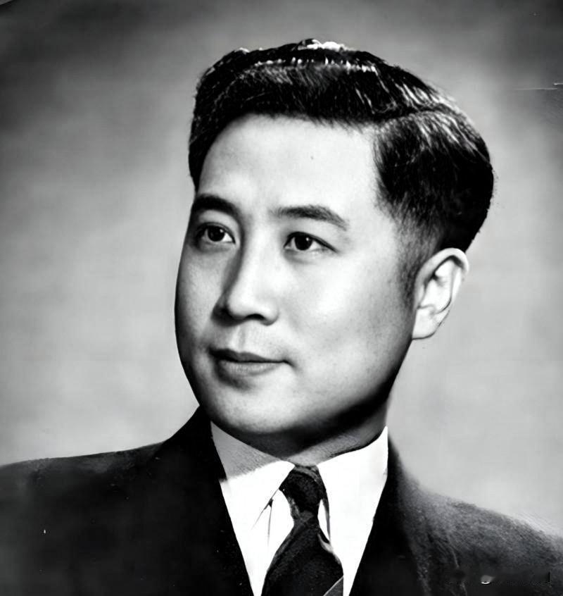 李时雨：伪保安司令部少将处长、表面是“大汉奸、国民党大特务”、实则资深地下共产党