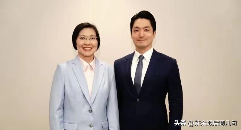 徐欣莹在几天后就要开始民调时突然提出无理要求，这是脱党参选的节奏吗？如果她要真的