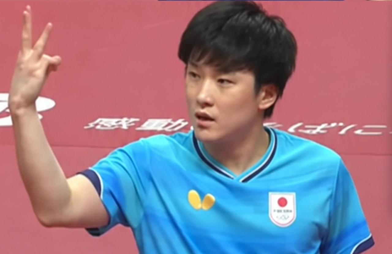 嚣张，张本智和3-0王楚钦 大喊大叫，做123动作！
亚运会乒乓球男团决赛打响，