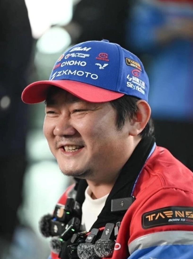 张雪：从修车铺到世界之巅的飞驰人生。属于中国的机车时代，已然到来。
      