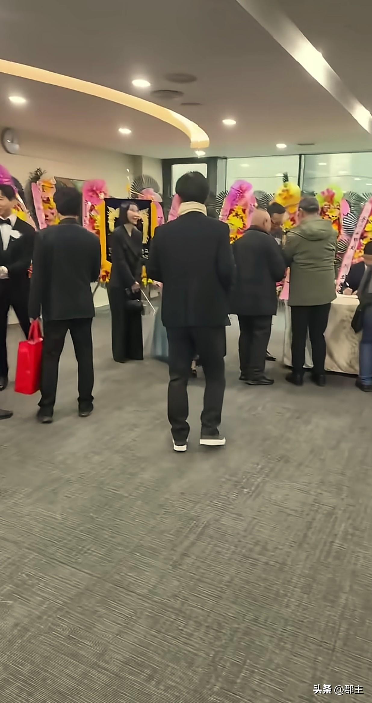 韩国滴思密达，你们的婚礼是不是跟我们学反了？