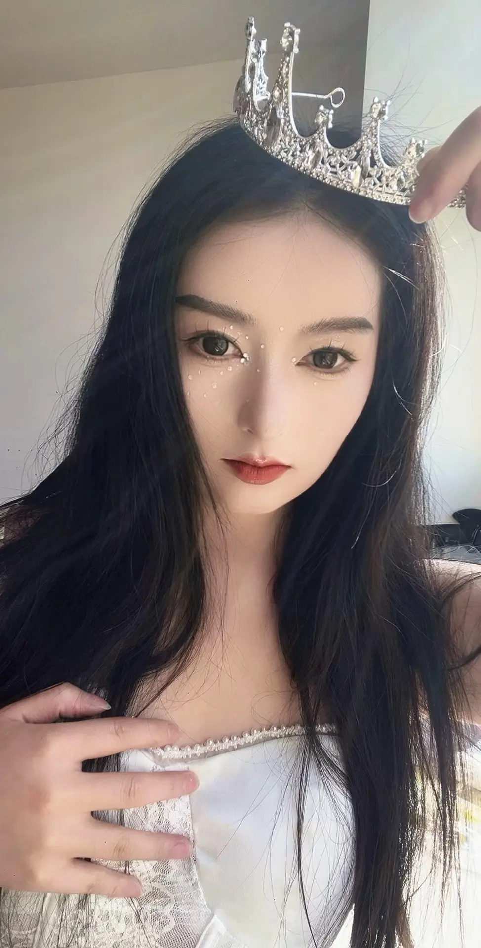地球又转到了我第一次和妈妈见面的夜晚 也是没有流星也可以许愿的夜晚。