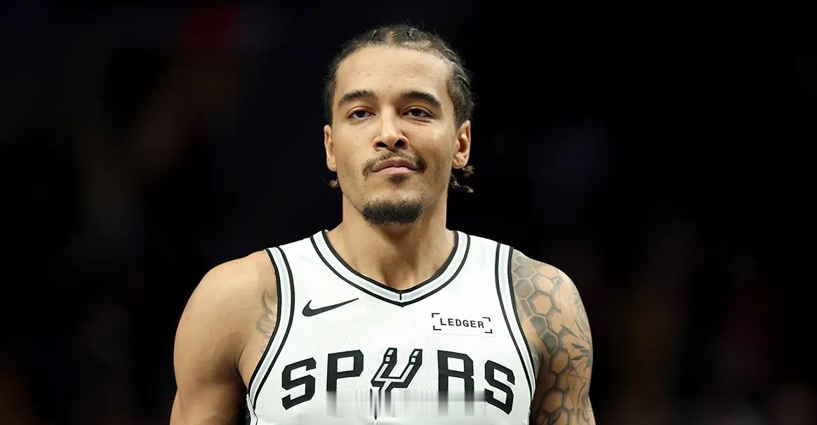 据记者Brett Siegel报道，杰里米-索汉已度过澄清期，并正式与尼克斯签约