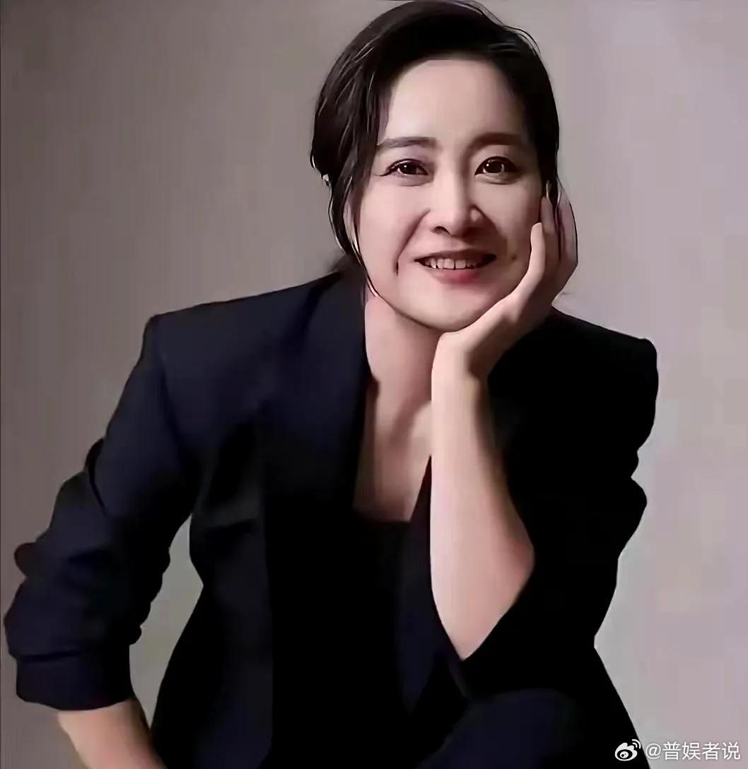 贾玲导演并主演的《你好，李焕英》狂卖54亿你以为她赚翻了，其实到手也就5000万