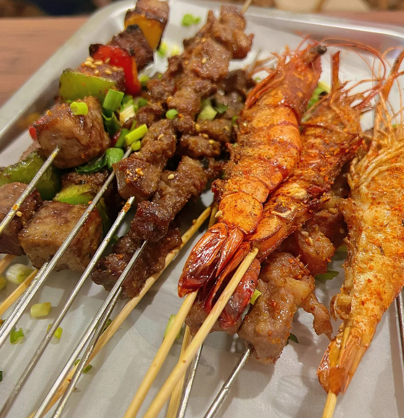 我可以饿的时候不吃，但我不能馋的时候不吃 