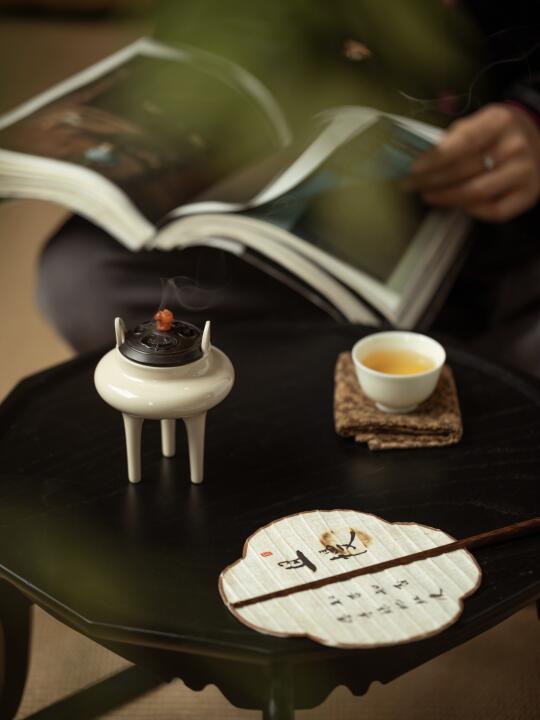 明式高足炉｜案头立起的一痕清影