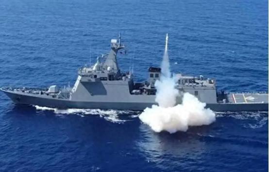 美日菲搞1.7万人的"肩并肩2026"联合军演，包括美军1万人，菲军7000人，