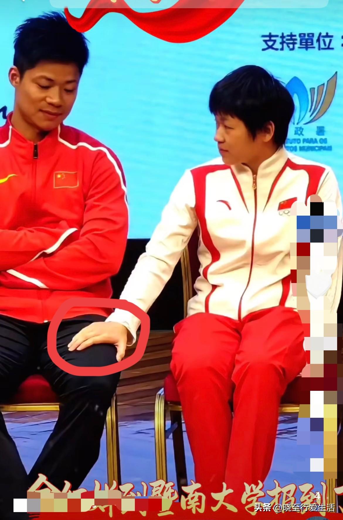 这大腿还真摸对了！果然人事无常，去年还在称兄道妹，如今一下成了上下级的领导！
