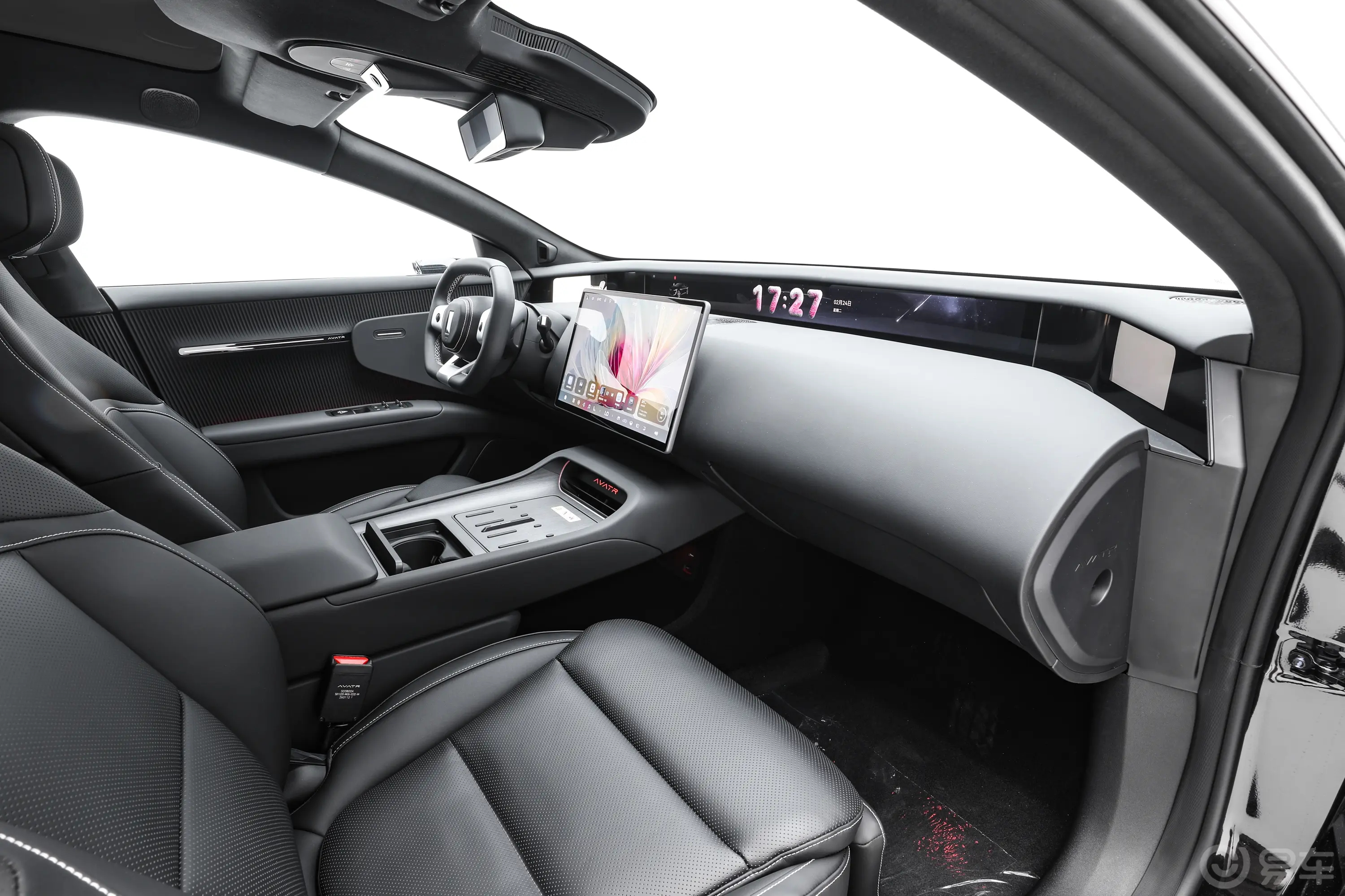 比亚迪比亚迪海豹08内饰正式公布 说一下个人观感，仅供参考1、比亚迪换设计师了？