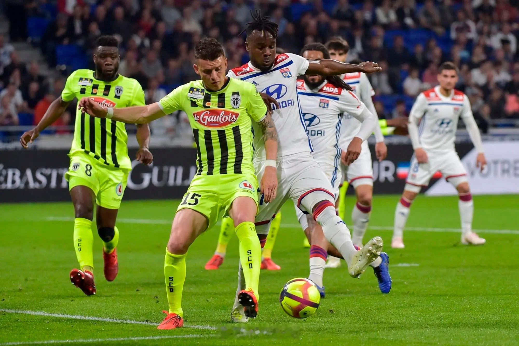 026欧协联欧协联 阿伯丁VS斯特拉斯堡斯特拉斯堡近期是遭遇2连败，球队状态有着