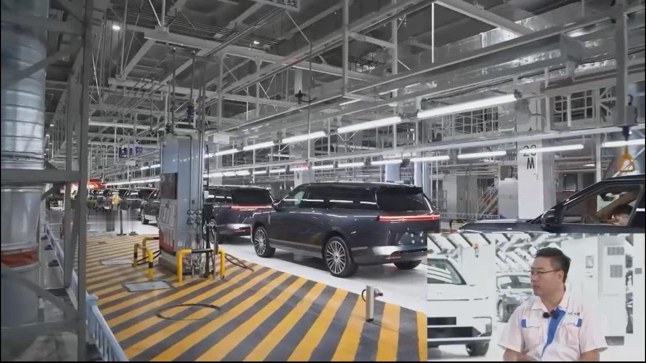 何小鹏直播回应小鹏GX上市火爆小鹏GX上市两周，何小鹏智造工厂在线直播圆满收官；