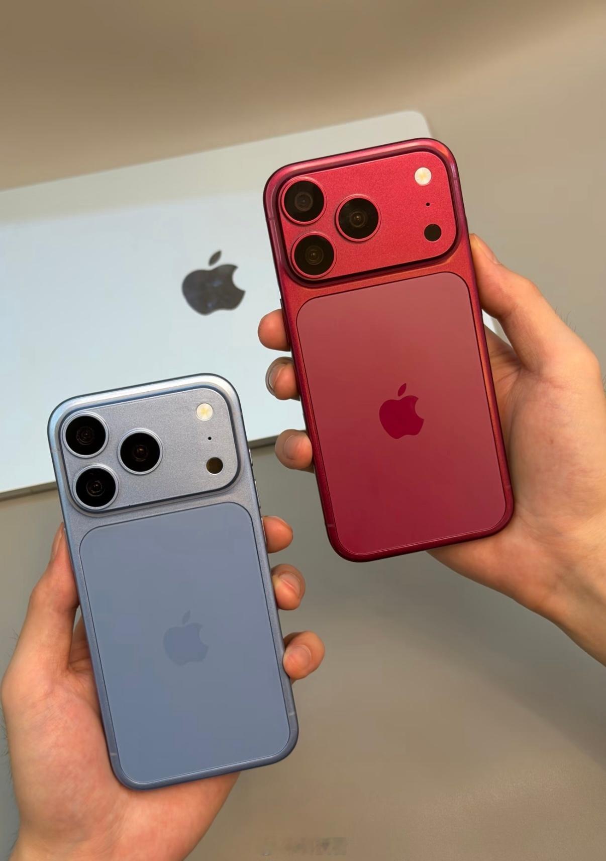 有了AI，好多图片做的跟真的一样，iPhone 18 Pro，蓝色和红色，二选一