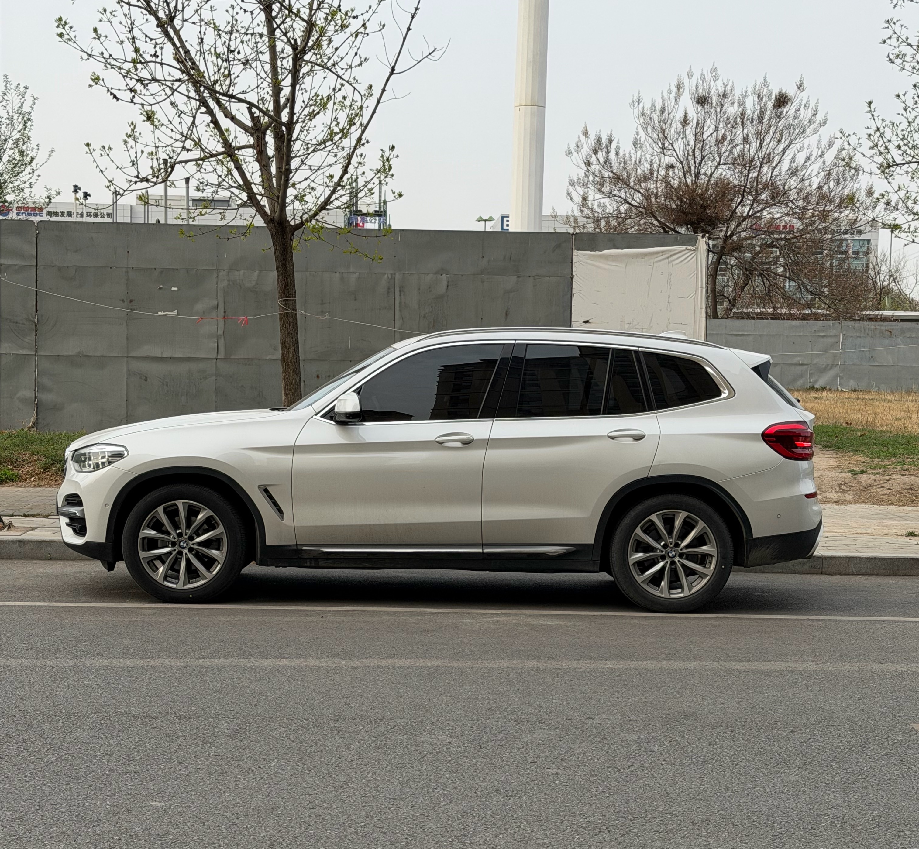 老宝马的启动声浪还是在线，这个车应该是没有GPF，启动那一下，跟现在很多性能车似