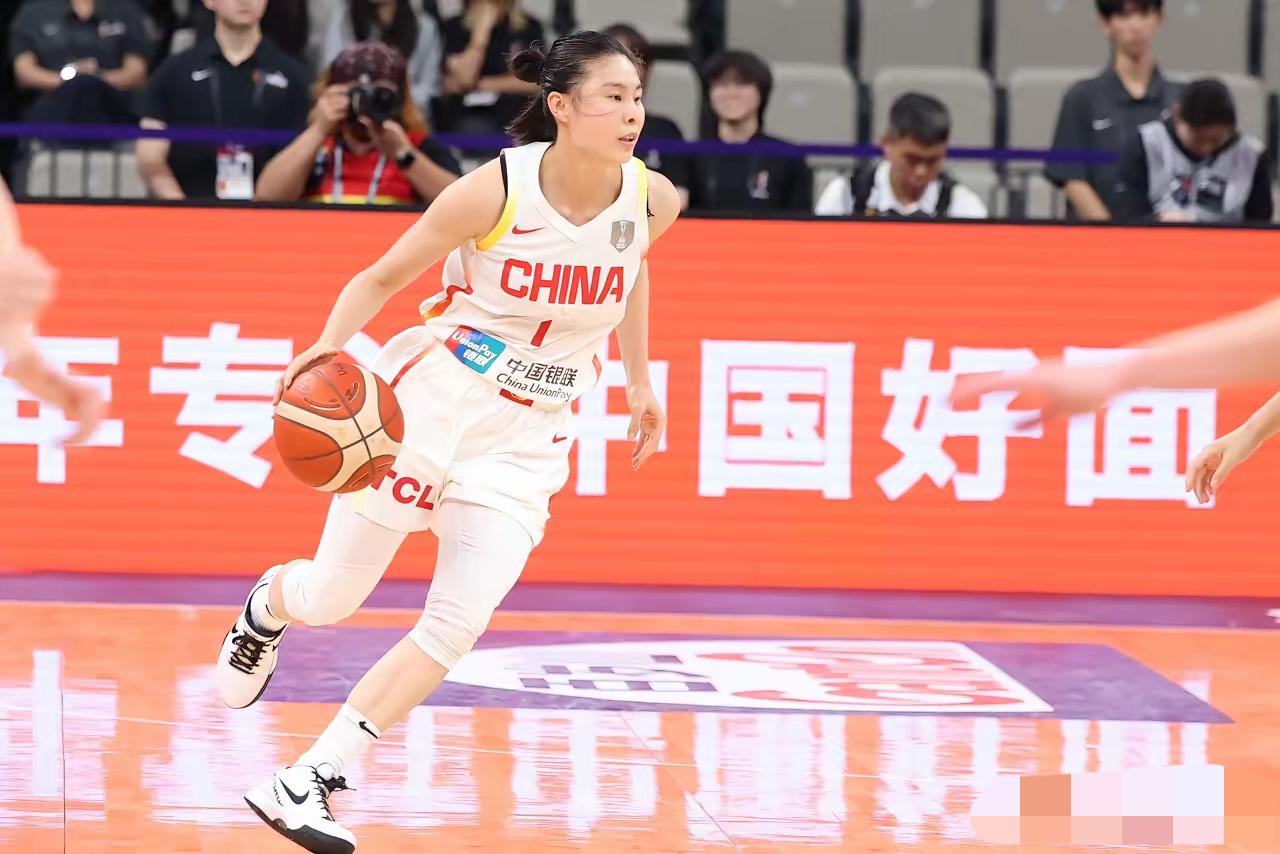 差距一目了然！四川女篮95-61大胜山西女篮，本场比赛王思雨和张茹的数据对比！