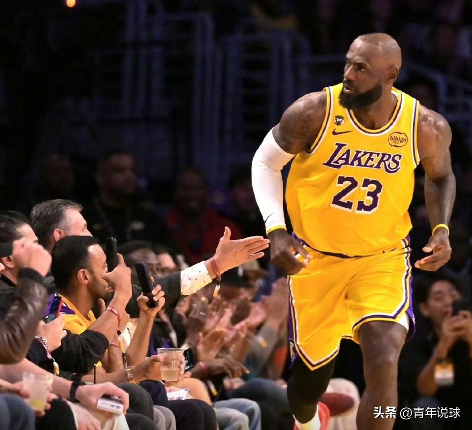 詹姆斯真放权了！

即使在今天没有东契奇的情况下，詹姆斯依旧没有选择大包大揽，而