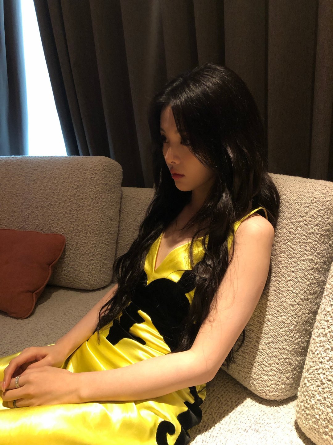 杨超越ycy杨超越蛋仔惊魂节代言人ycy杨超越秘境鹿屿品牌代言人 “月光下魂牵梦