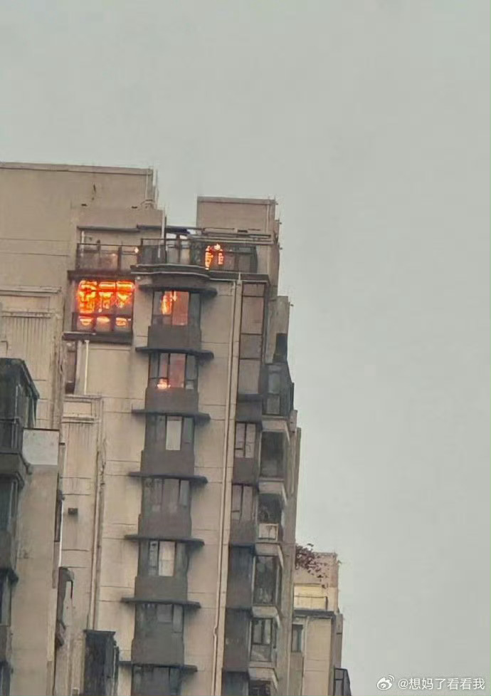 因为这装修，对面楼住户一个月打了5次119[允悲][允悲] ​ ​​​