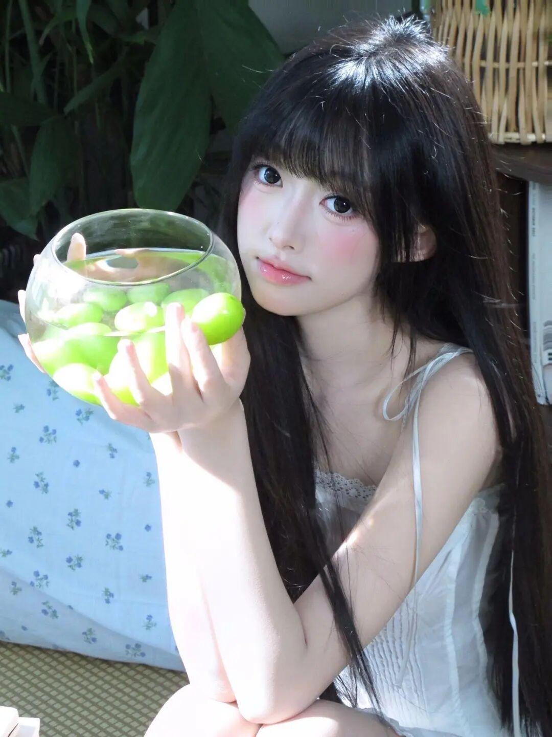 写真丨青提与夏日柔光
 
 
 
 摄影：The shadow写真