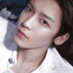 侯明昊又瘦了好多拒绝侯明昊击掌第一人 看到侯明昊变瘦了，真是佩服他的自律和坚持！