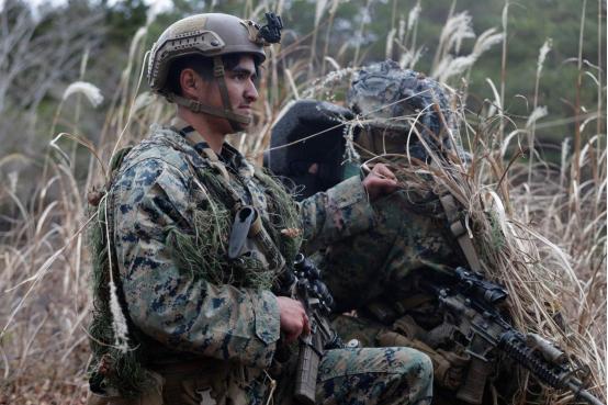 美国陆军彻底急疯了，42岁有犯罪前科，居然也能当兵？刷到这个消息的人都懵圈了。