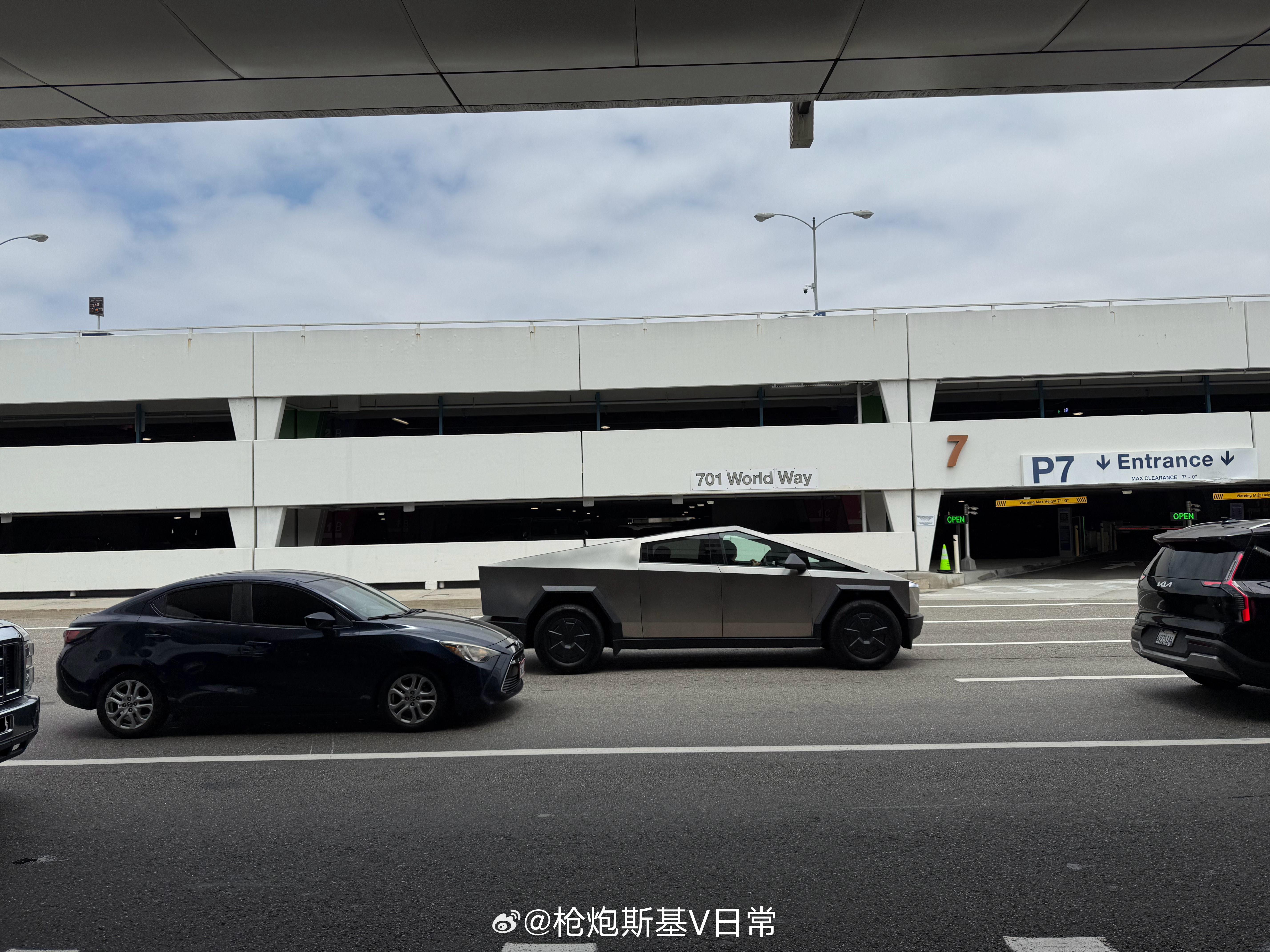 从激动到麻木，彻底无感了[笑cry][笑cry][笑cry] ​​​