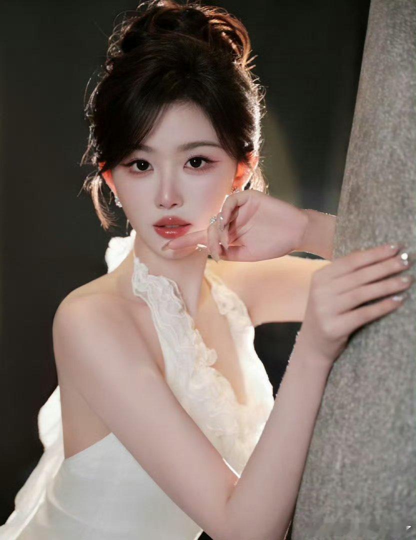 孔雪儿邓凯开场这个钓系味给这个推进的镜头加鸡腿！！！孔雪儿邓凯简直太钓了，俩人好